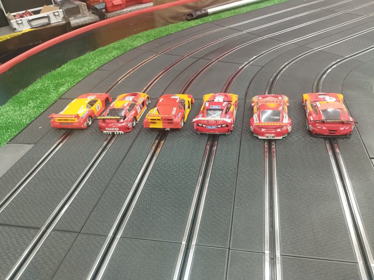 🚨 NEWS SLOTCAR🚨

Todo preparado en la temporada 2026 
Equipo <a href="/Escuderia_Crono/">Escuderia Crono</a>
Piloto <a href="/GoHiSer/">G🐣HISER</a>

Porsche 911 RSR  / Escudería Crono

Oreca 07 LMP  / Escudería Crono

Diseñador Javi Muñoz

#escuderiacrono #interbaix #sidewaysslotcars #slotitpolicar #slotingplus