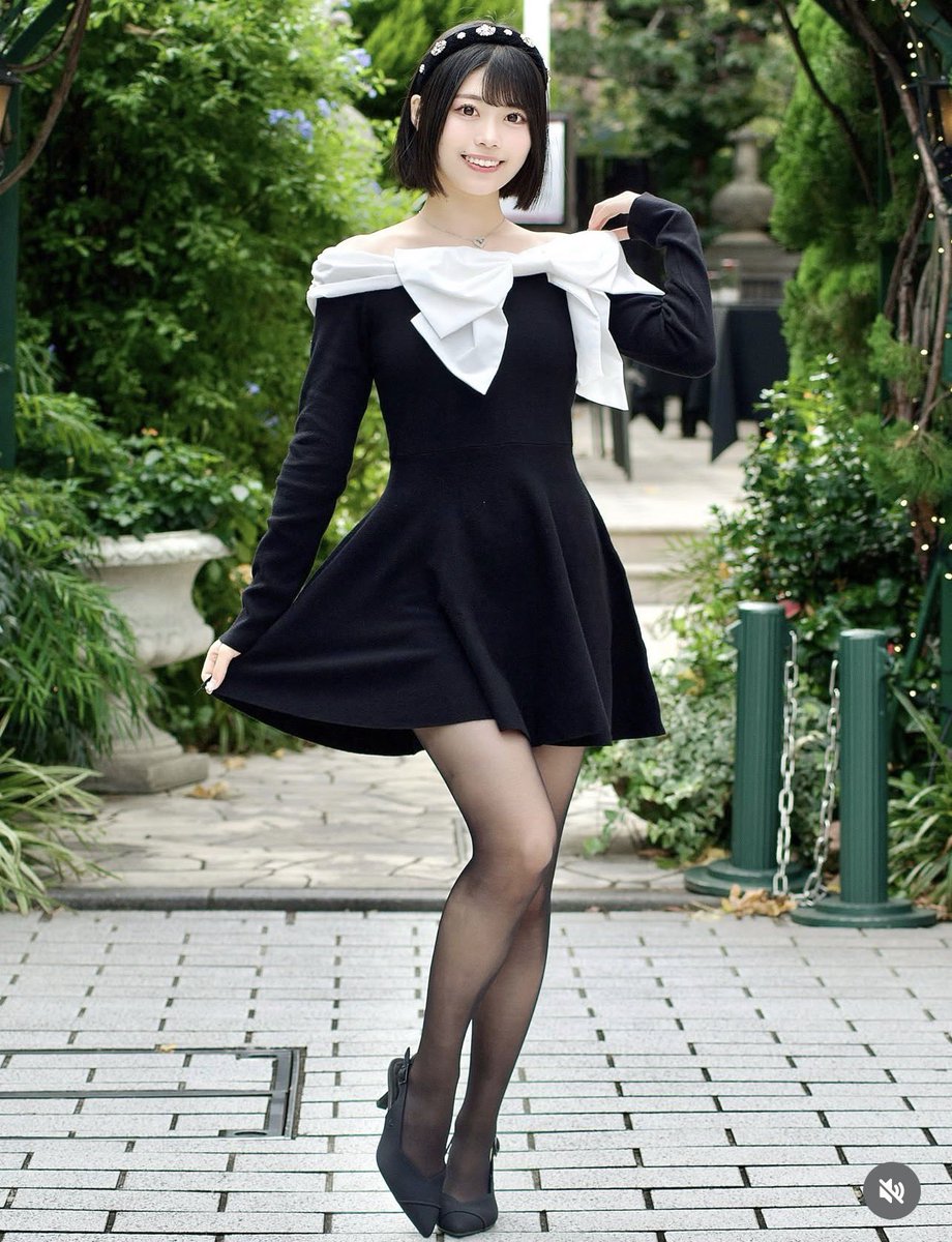 first_idol_no1's tweet image. あやのん、ハンマー投げを「ブンブンブンブンポイ」はあかんてꉂ🤣めっちゃ笑ったw

いいキャラ出てたぞ、あやのん(笑)

 #あやのん  #TiiiMO  #WALLOP  #擬音ゲーム #おもろい