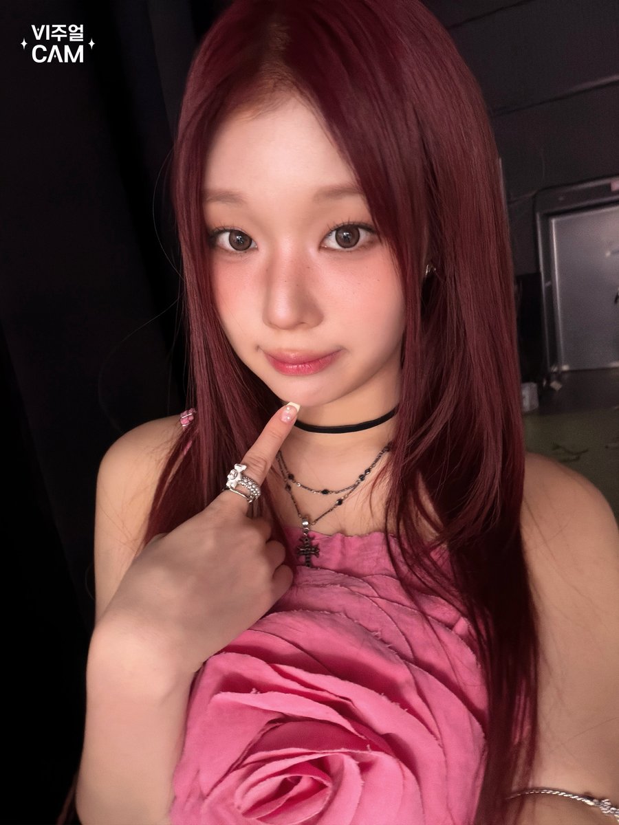 MnetKR's tweet image. 🛸월요병 퇴치를 위해 세마넴을 갤러리에 심어보세요🛸
그리고 UFO 비주얼캠 보면서 눈호강 하기👽🩷
🔗youtu.be/Ga8KrgEiG30

#VISUALCAM
#SAYMYNAME #UFO @sa2m2nam3