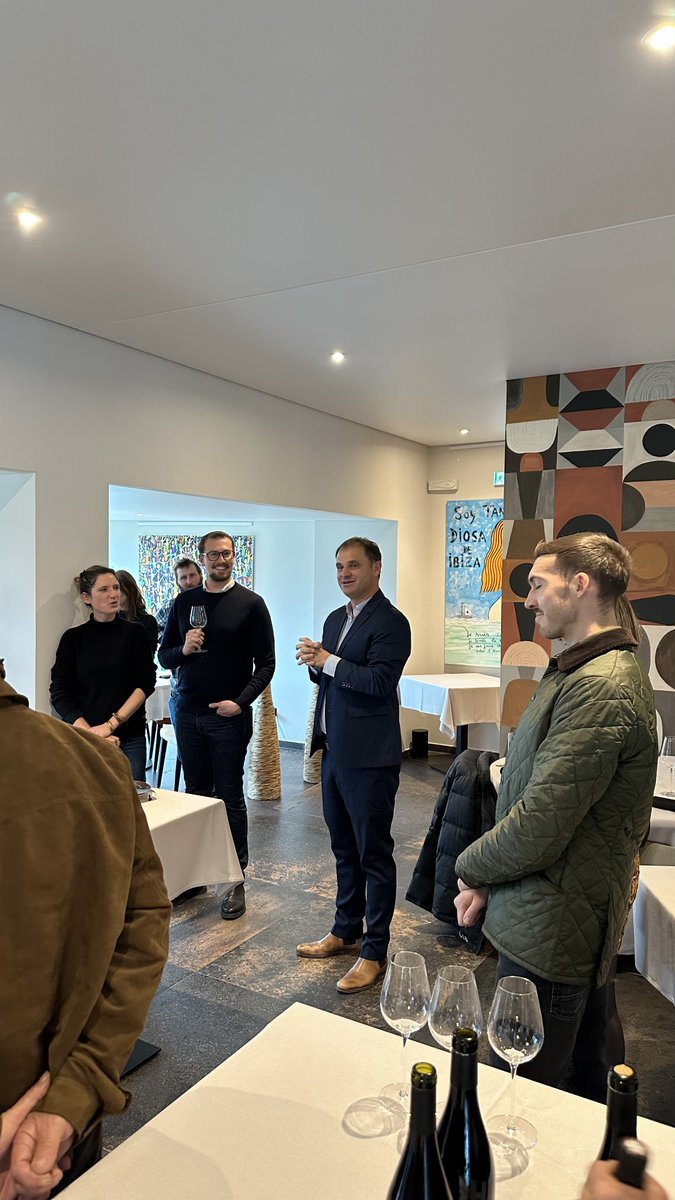 rambierimmo's tweet photo. Nous avons eu le plaisir de réunir l’ensemble des collaborateurs du Groupe Rambier Immobilier et du Domaine Haut-Lirou autour d’un déjeuner convivial pour lancer cette nouvelle année aux Docks du GR à St Martin de Londres ✨
Un moment de partage, d’échanges et de bonne humeur ! https://t.co/pbV1Rh62BJ