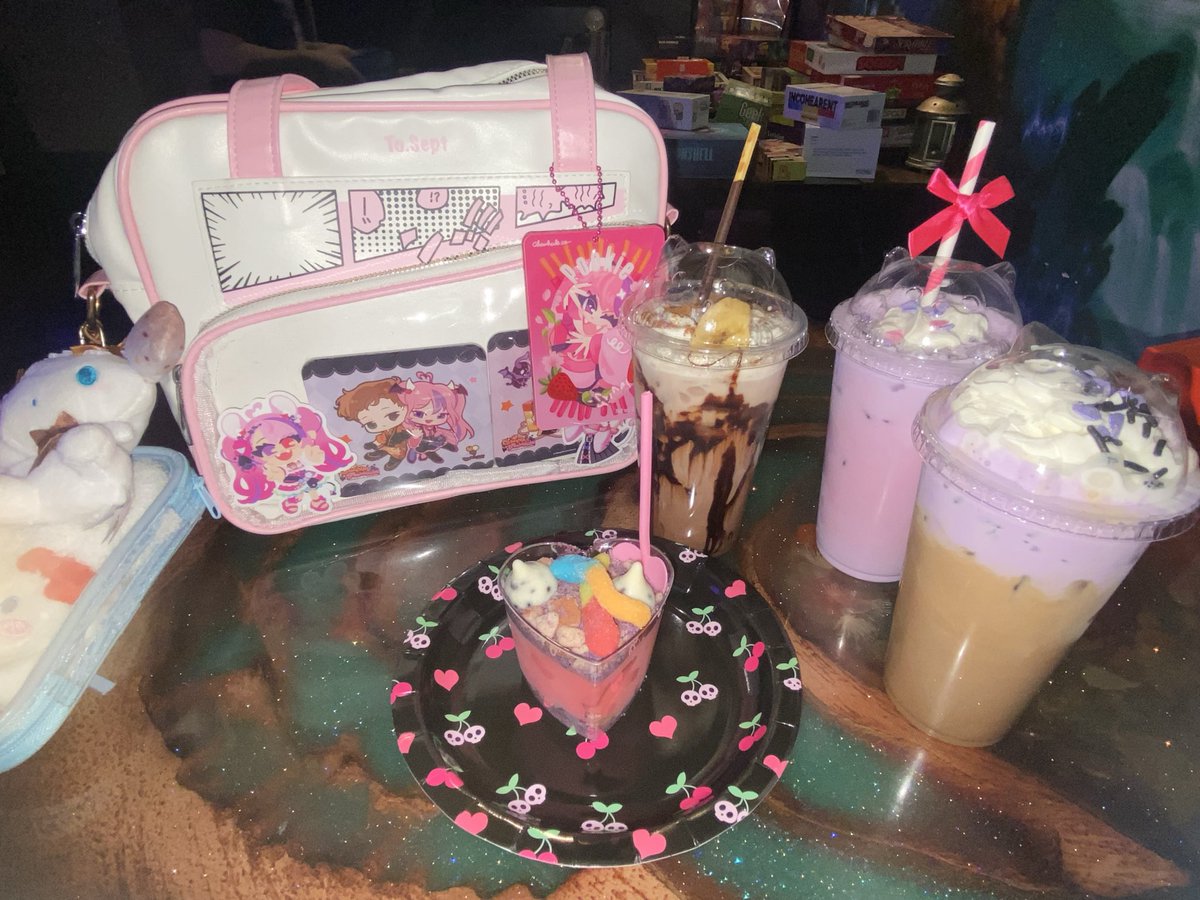 plushie✨ tweet media