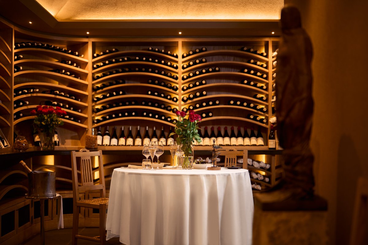 LeeuCollection's tweet image. Weddings are wonderful, but nothing compares to finding a #honeymoon that’s all about your love and your moments together. With the #LeeuCollection, your escape can unfold across some of the world’s most #romanticdestinations.  Find out why a #LeeuMoon is the ultimate way to