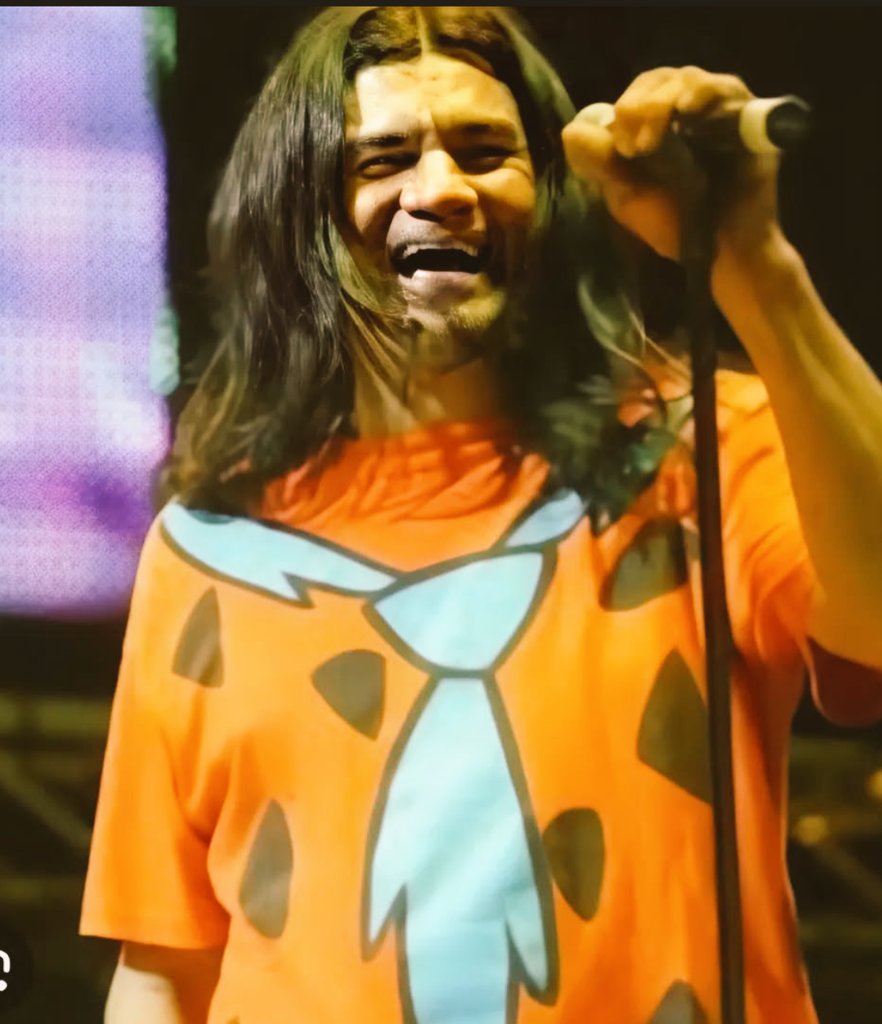 Ale Sokol 
.
.
Las pelotas