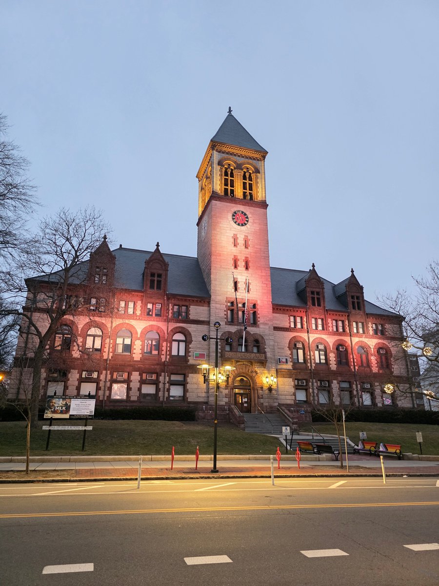 Only In Boston tweet media