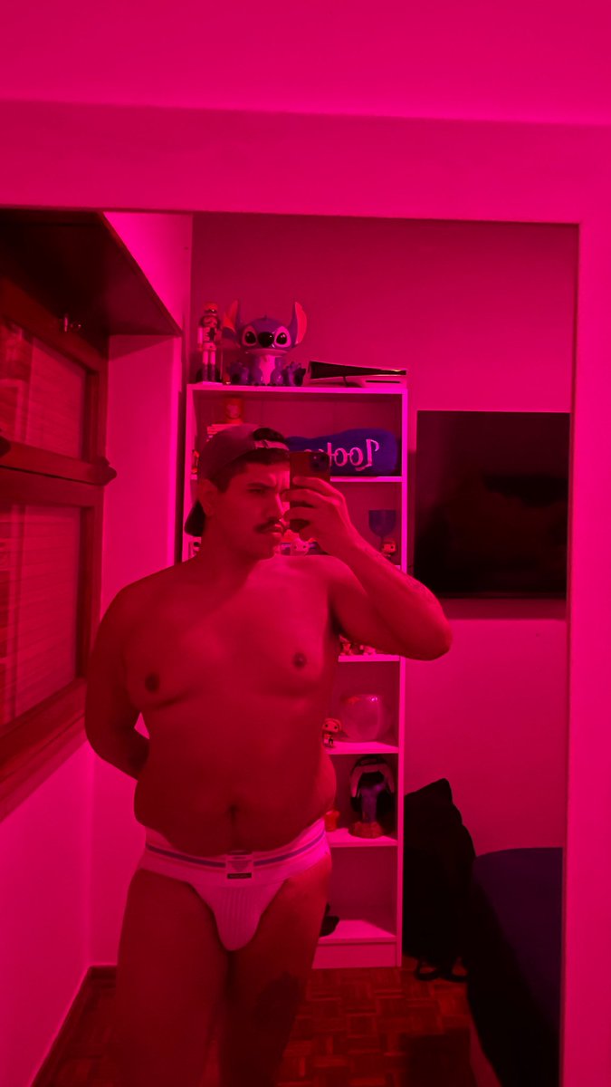 StrangerMonEl's tweet image. 🥵