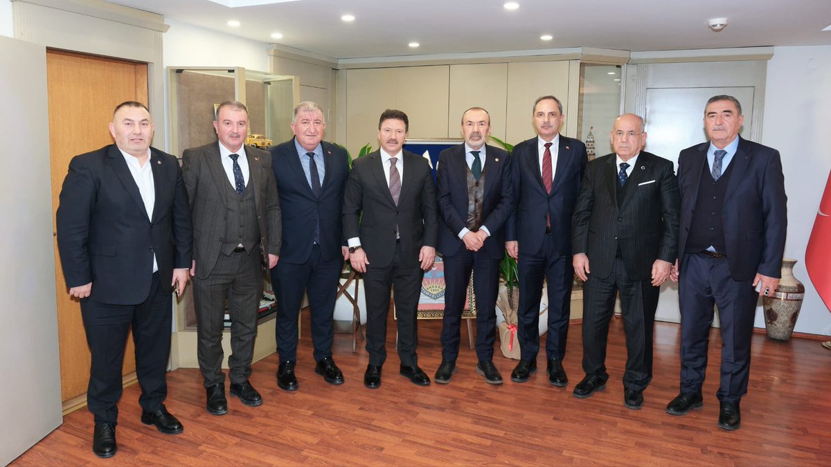 MehmetYiginer's tweet image. MHP Genel Başkan Yardımcımız ve Ankara Milletvekilimiz Sayın Yaşar Yıldırım'ı; ANKESOB Başkanımız Hüseyin Ar, İSTESOB Başkanımız Mesut Şengün, Türkiye Ağaç İşleri Esnaf ve Sanatkarlar Federasyonu Genel Başkanımız Hüseyin Taklacı, Türkiye Elektrik, Elektronik Teknisyenleri…