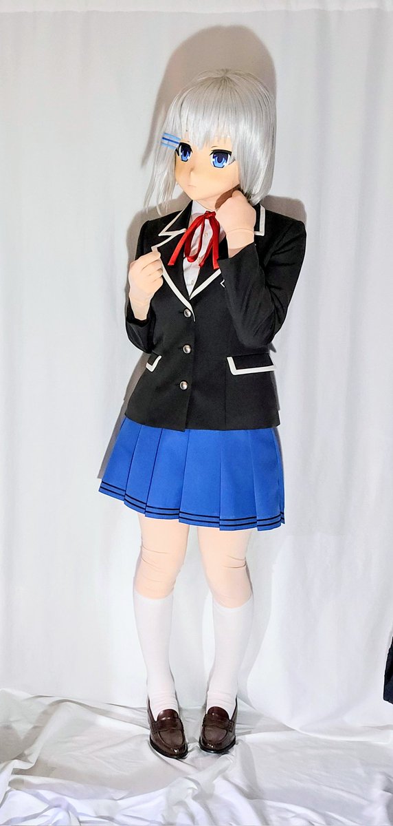 皆さん、遅くなりました。
新年のご挨拶に参りました。
明けましておめでとうございます。
今年は新年早々、迷い事が多くて既に疲弊してしまってます。今後どうするかなど、決められない事で脳疲労がヤバイです💦
こんな男の子ですが、これからもよろしくお願いします！！