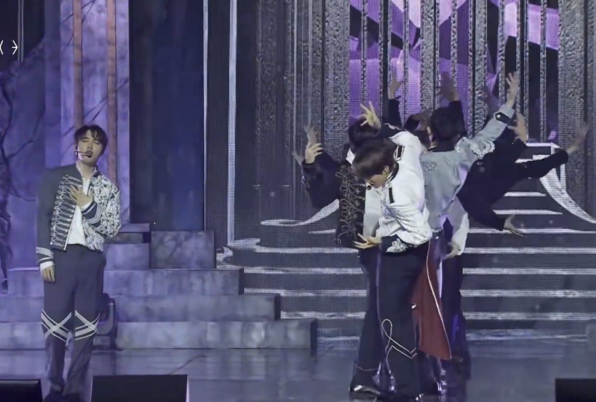 언제나세훈이편 ❄️ tweet media