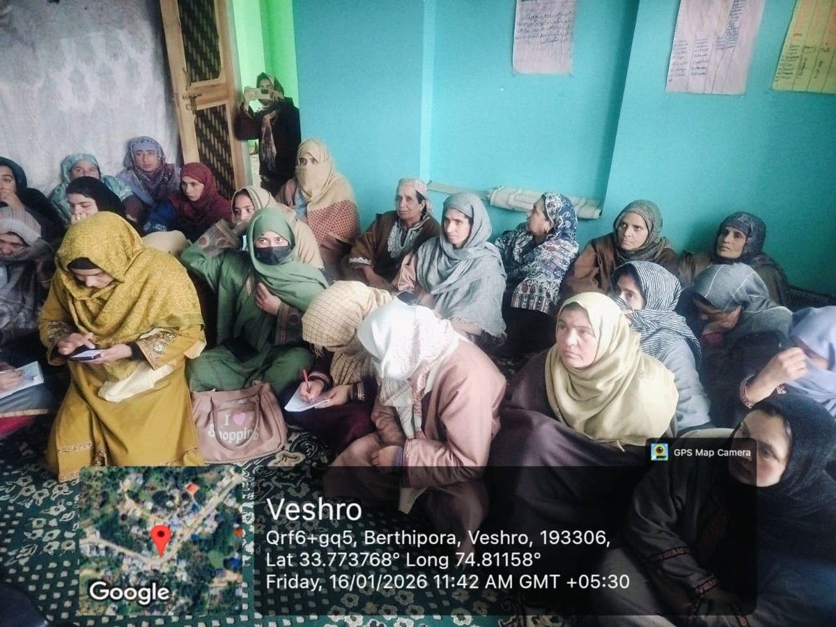 Shewspn's tweet photo. SHEW Spn, in collaboration with NRLM, organized an awareness programme at Kral Check, Shopian to educate women about welfare schemes, helpline numbers, and Beti Bachao Beti Padhao.
Empowering women with knowledge is true empowerment. 
#SHEWShopian #NRLM  #BetiBachaoBetiPadhao https://t.co/ys1GfZkItU