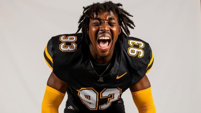 Evan_Flood's tweet image. Good luck finding a player from the transfer portal more excited to be at his next stop than DeNigel Cooper, who signed with the #Badgers ahead of his scheduled official visit.

"I’m just ready to start grinding and play for that school on my chest.”

on3.com/sites/badger-b……