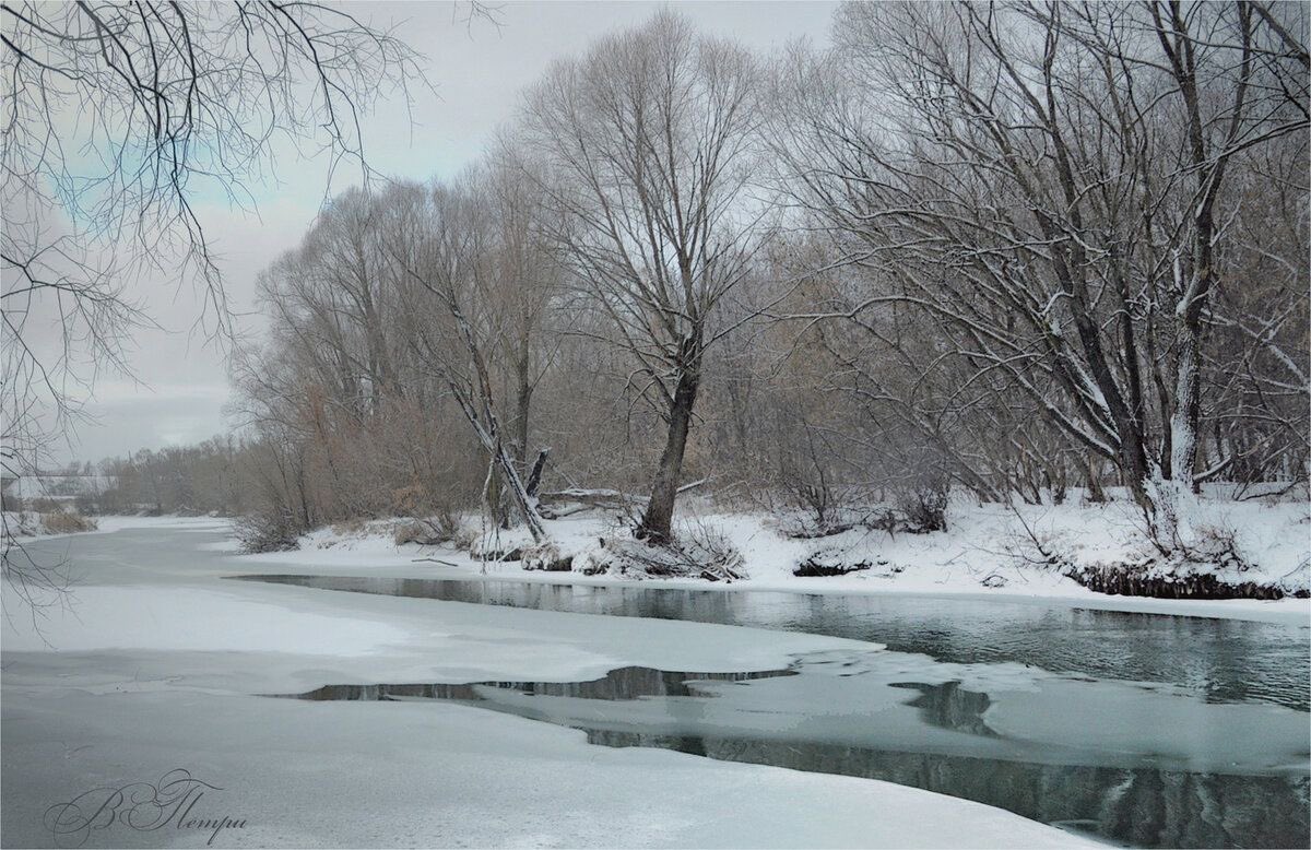 RobinStanfill2's tweet image. In English, we say,
“Winter is here.”

But in poetry, we say,
“The earth has pulled a blanket tight,
Of frost and snow and winter white. 
The trees are bare, the rivers slow,
Waiting for the spring to grow.”

fb/English literature 11