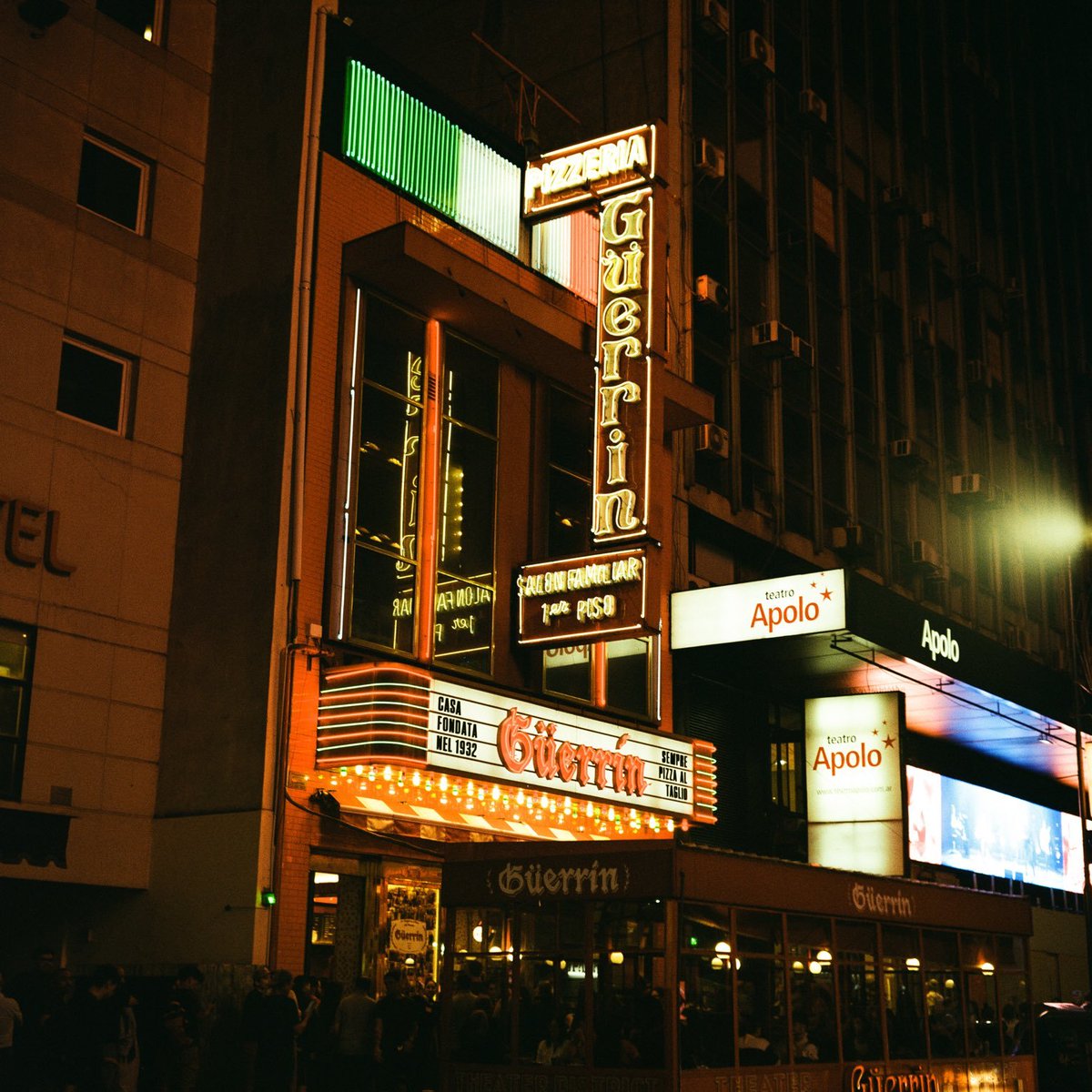 ax951's tweet image. 