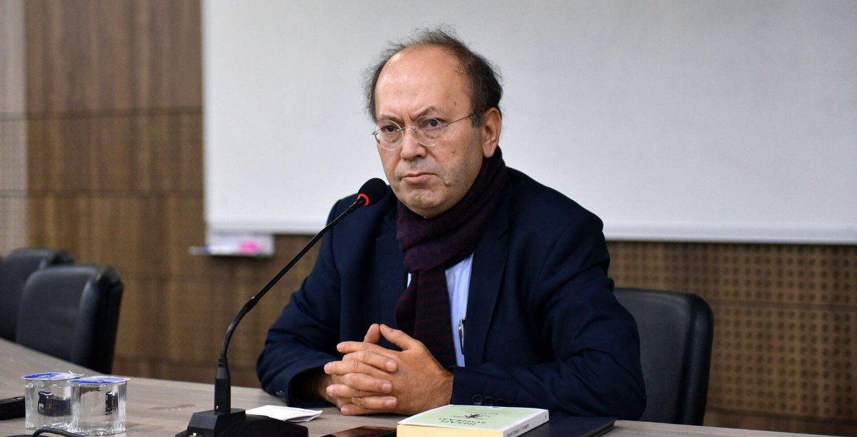 🔴 Yusuf Kaplan:

Buradan ATV televizyon kanalının yöneticilerine sesleniyorum: O iğrenç kadın kuşağı programlarını kaldıracaksınız! Kaldırmazsanız sizin yakanıza yapışacağım Rabbimin huzurunda!