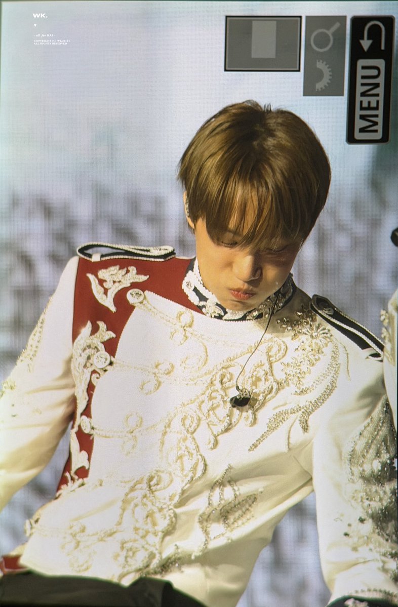 Wkai0114's tweet image. 260119
EXO 'REVERXE' showcase 

💛🤴

#KAI #카이 #종인 #엑소카이
#EXO #엑소 #REVERXE