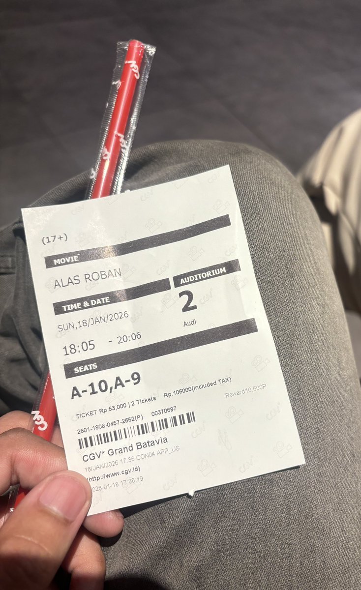 masmas_af's tweet photo. 👀👻 🍿 https://t.co/6gzHSDgg3r