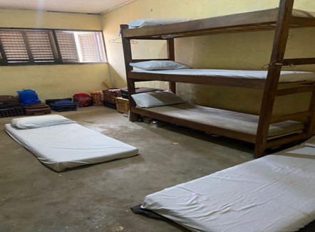 Meisjes in Ghana slapen nog steeds op de grond… dat kan anders! Het Kpong Technical Institute zoekt stapelbedden voor de meisjesslaapzaal. Jij kunt helpen dit mogelijk te maken.
Meer info &amp; steun: helpghana.info/en/category/fu…
#Ghana #GirlsEducation #Nonprofit #HelpGhana