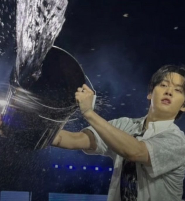 minhoadickted's tweet image. GETTING READY                    TO MAKE HISTORY