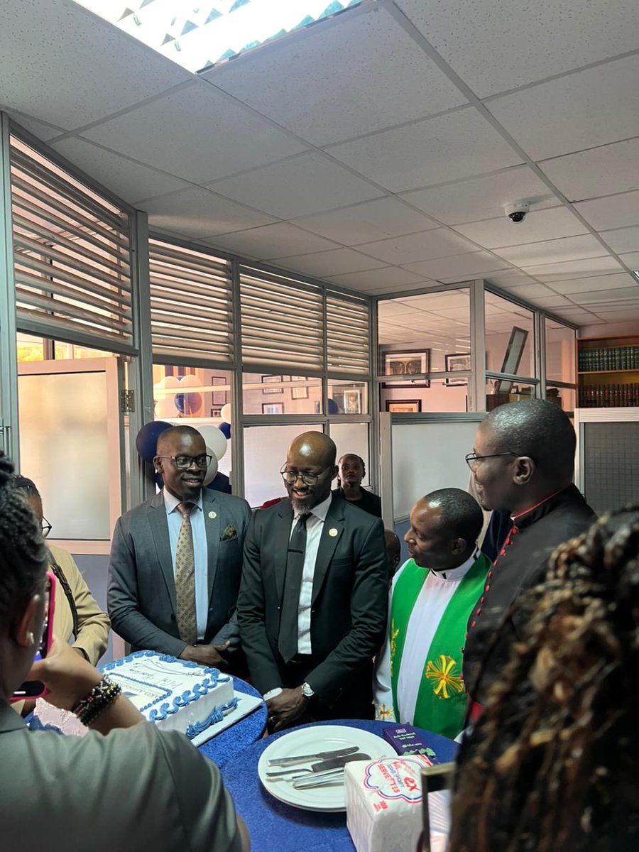 With thanksgiving, we held office opening prayers to mark our move to our new premises at Top Plaza, 4th Floor, Suite 06, as we begin this new chapter.

We are grateful to all of our clients and friends who were able to be a part of this.😊

#AKOAdvocates
#NewChapter