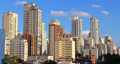 EducaMaisBrasil's tweet photo. Profissão síndico em alta: mais responsabilidades, mais exigência e um mercado em expansão. Salário médio nacional é de R$ 1.520, com fortes variações regionais. Leia mais no E+B: https://t.co/XvxqJYLDc8 💼🏢 #Carreira #GestaoCondominial #Sindico #MercadoDeTrabalho https://t.co/ZiBQhV44zX