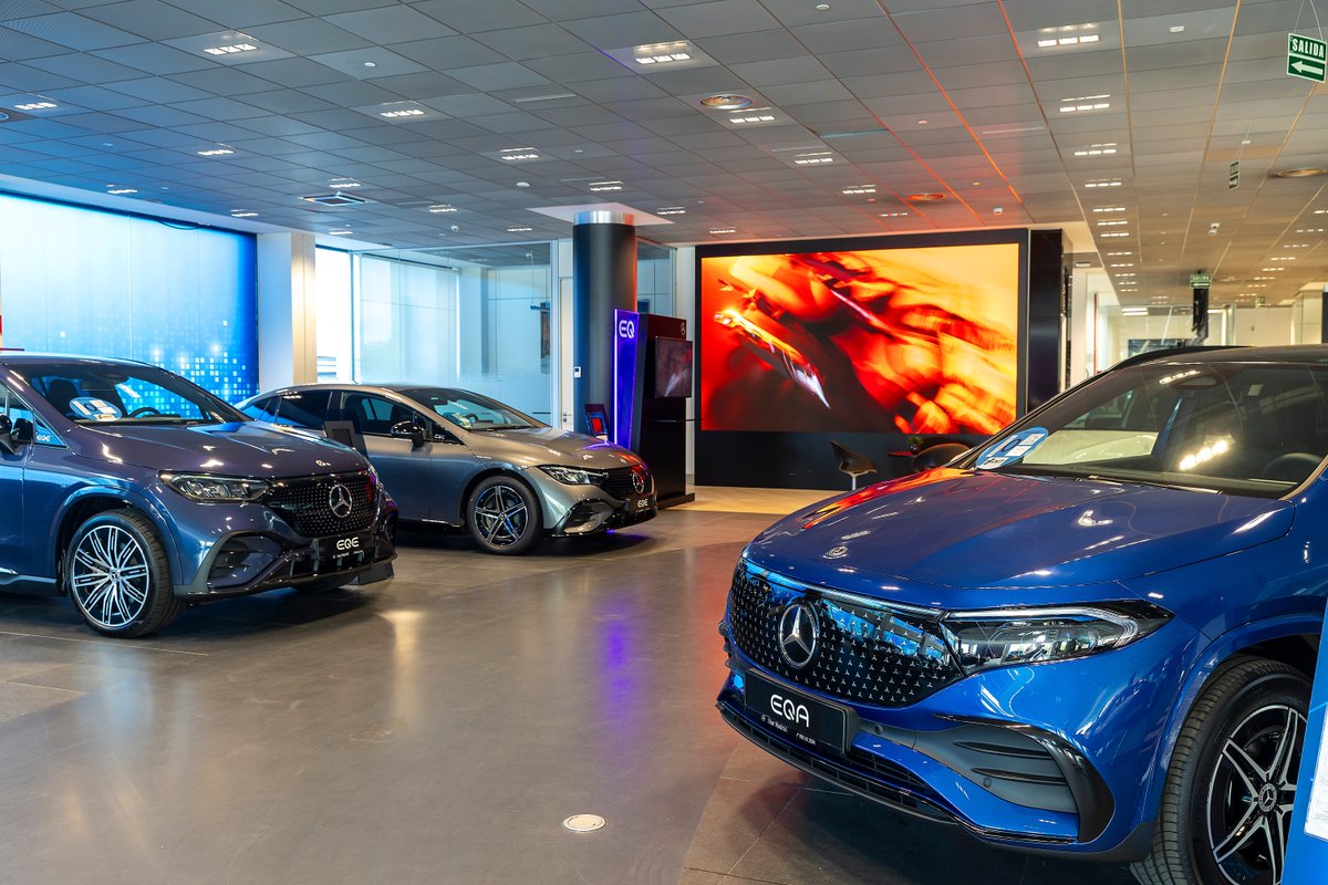 En Star Madrid somos centro de referencia en movilidad eléctrica en Madrid.
Un espacio donde los modelos 100% eléctricos de Mercedes-Benz tienen un papel protagonista, acompañados de un equipo especializado.
Tecnología, producto y asesoramiento. 

💻 starmadrid.es