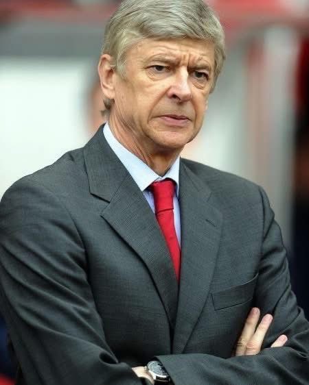 Le Media 100Filtre tweet media