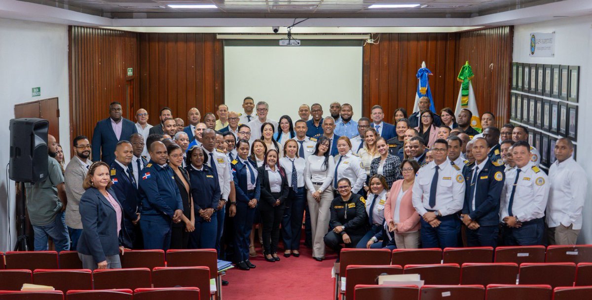 Dirección de Servicios Penitenciarios y C. tweet media