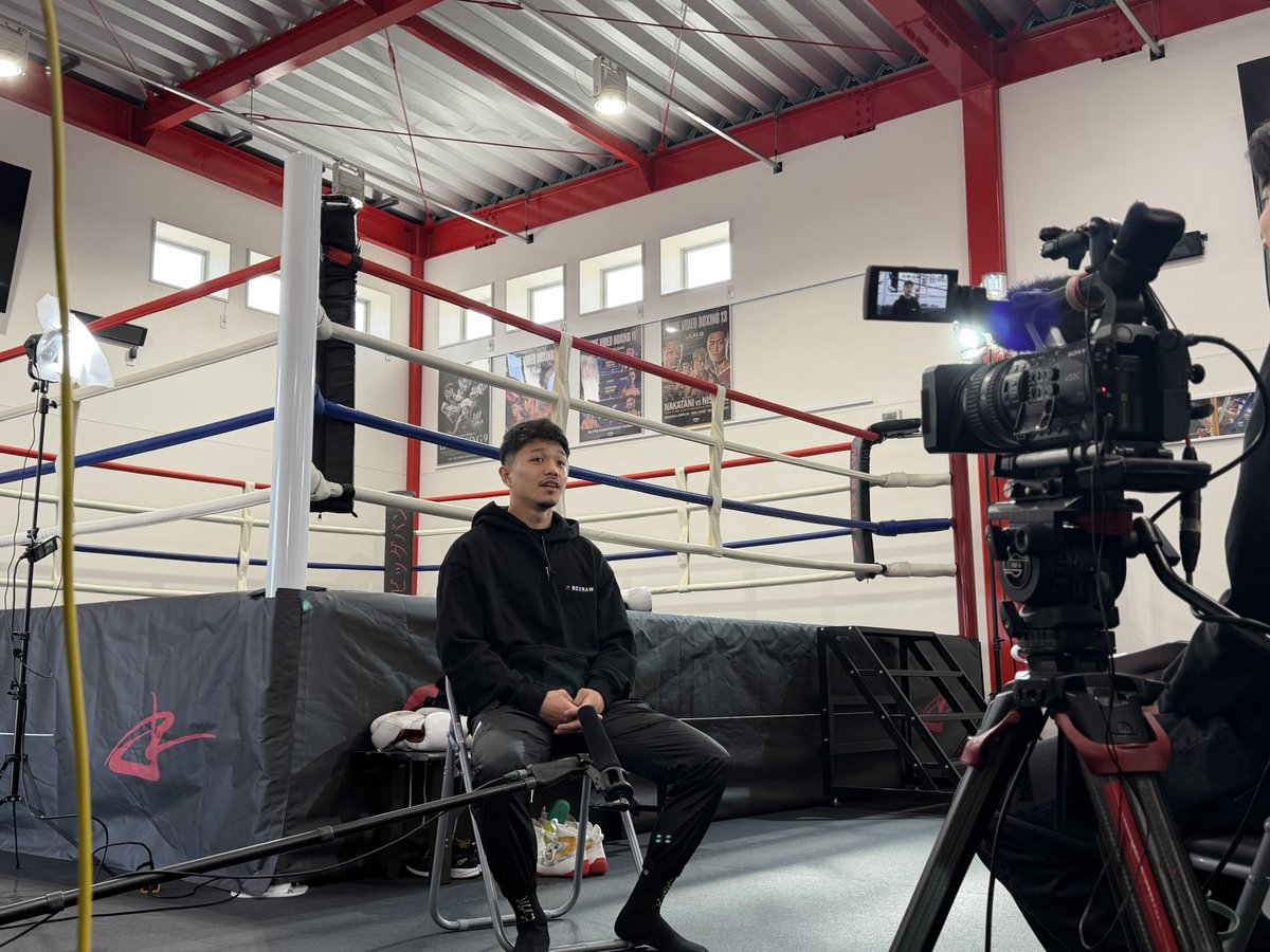 Sports Backs tweet media