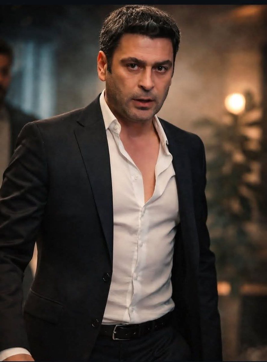 Karizma 
Deyince AkLa 
GeLen O iLk İsim🤍