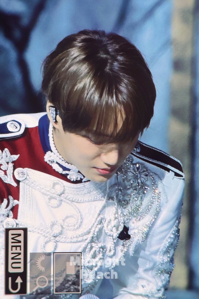 midpeach114's tweet photo. 260119 REVERXE 쇼케이스
오늘 미모 역대급
렌즈 너무 잘어울림

#카이 #KAI #カイ
#엑소 #EXO https://t.co/zUdTy9e5Bw