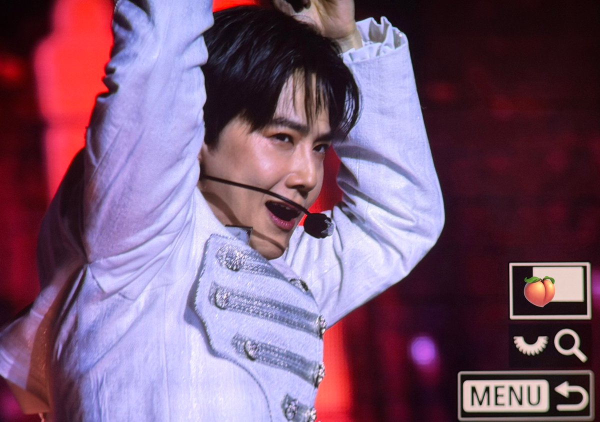 260119 EXO REVERXE 쇼케이스

크라운 사랑단이 되기로 결심. . 

#수호  #준면 #SUHO #スホ #金俊勉 
<a href="/weareoneEXO/">EXO</a>