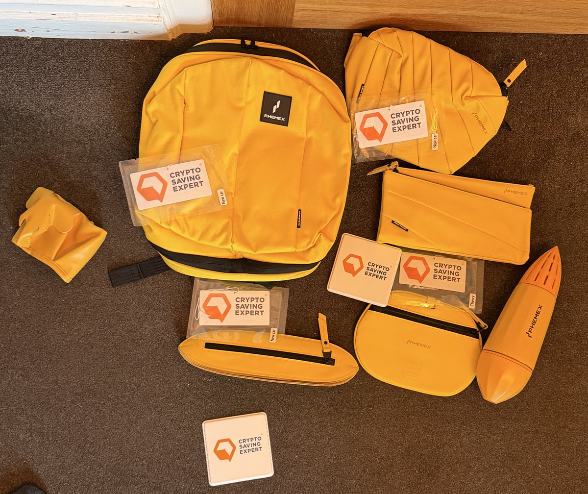 Just received my @Phemex_official mystery box 6! Some great goodies inside  🔥 How cool is that 😎 Thank you @MartiniGuyYT @ @CryptoSavingExp 🥳