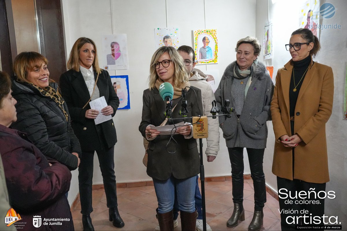 ASPAJUNIDE's tweet photo. 📅🖼️ El pasado viernes inauguramos la exposición ‘Sueños de colores. Visión de artista’ compuesta por trabajos realizados por usuarios/as de nuestra Taller Creativo. https://t.co/ZCgf4MBLeV