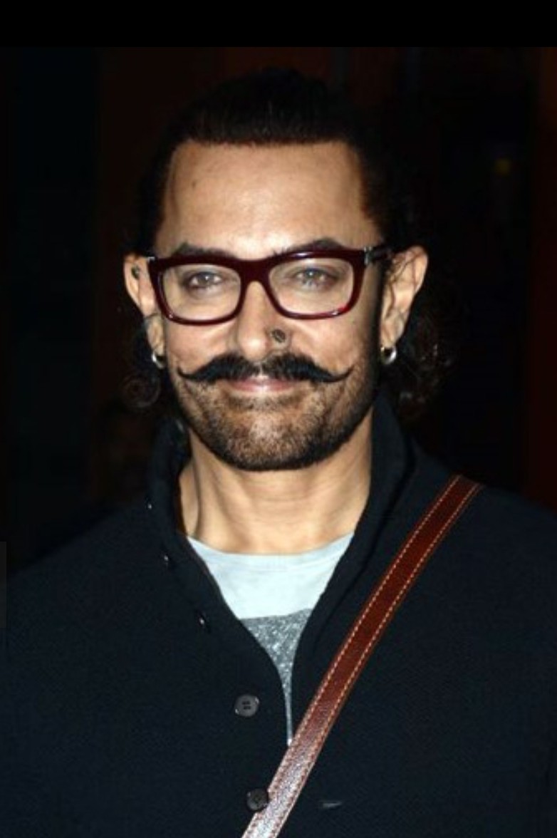MehraAmod's tweet photo. Aamir Khan stated he is feeling uncomfortable in India..
His loyal diehard fans wanted to prove their idol as right..
so they totally rejected all his films i.e. #ThugsOfHindustan, #LaalSinghChaddha, #SitaareZameenPar and now #HappyPatel..
Gayi bhaans 'PAANI' mein !! https://t.co/am9UWw6Qgu
