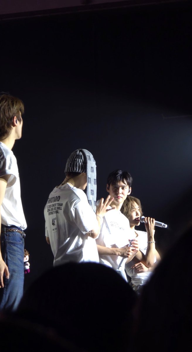 ☾ 𝓥 tweet media