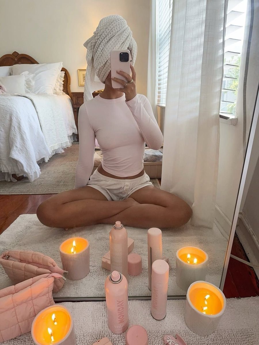 Kaylavosss's tweet image. self care 🧖‍♀️💆✨