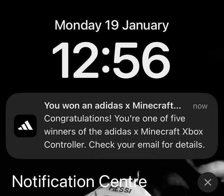 ejdaggers tweet media