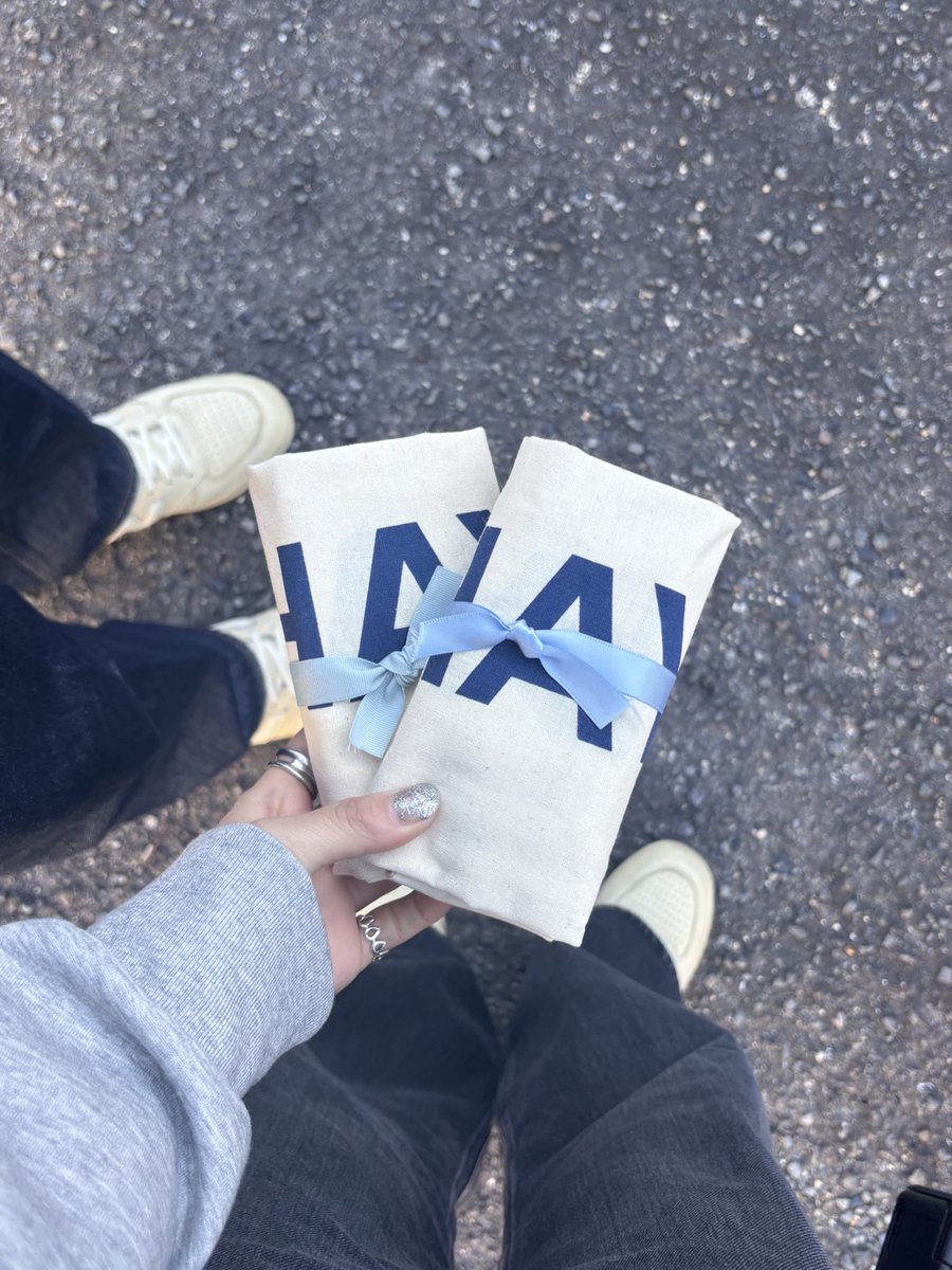 iko918's tweet photo. 好みのトートバッグがなくて、藍染したら可愛すぎた〜 https://t.co/Wcl5PoW954