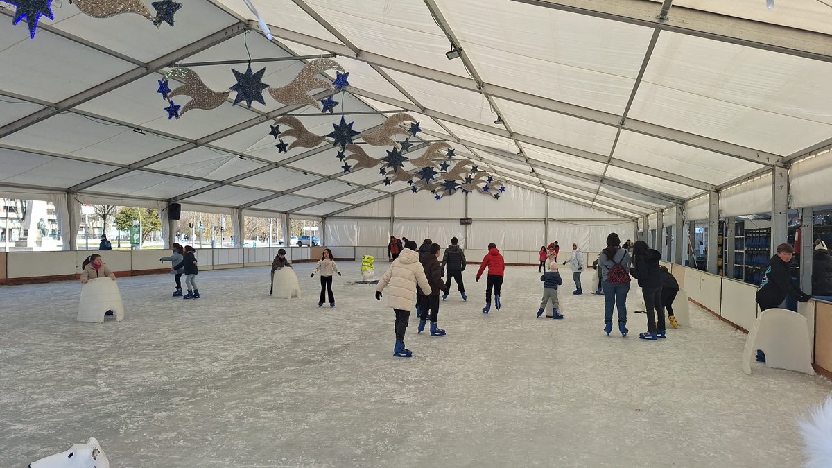 Gracias a todos los que nos acompañásteis en la actividad de patinaje, como siempre un placer compartir tiempo juntos, esta vez con la @asdiburburgos 

@aytoburgosoficial #dislexia #dificultadesdeaprendizaje #asociacionesburgos