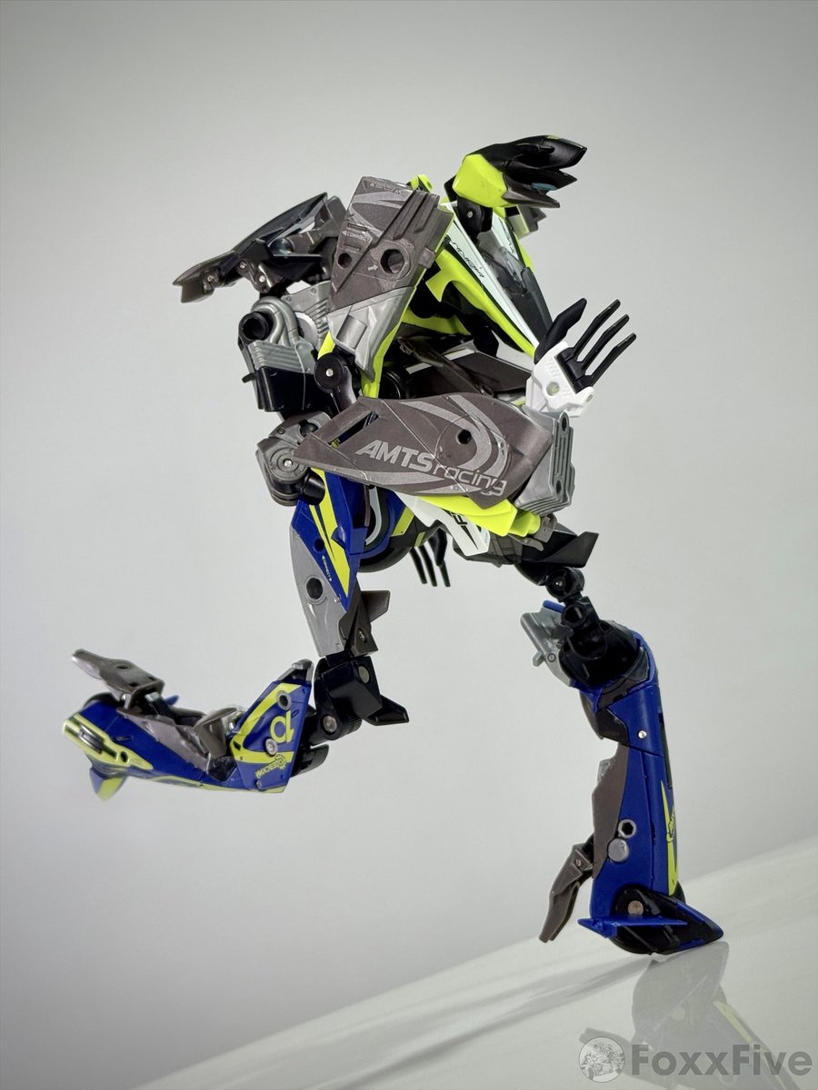 ビースト Ready to race 🏁 @52ToysBeastBox #52toys #beastbox #ビースト