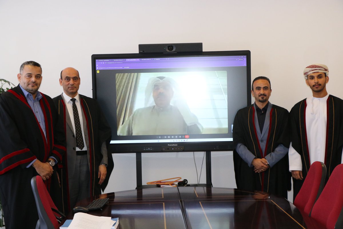 كلية الحقوق tweet media