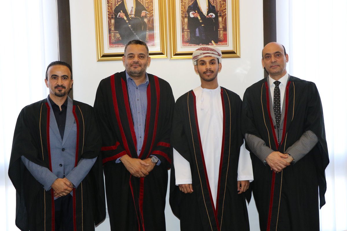 كلية الحقوق tweet media