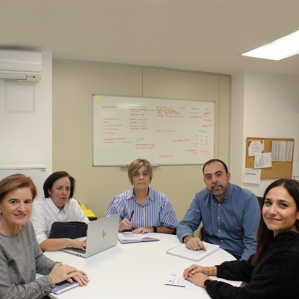 Enfermeras navarras tweet media