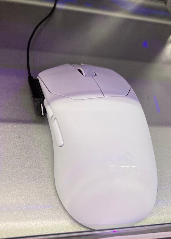 オススメゲーミングマウス】 CORSAIR SABRE v2 PRO ULTRALIGHT わずか