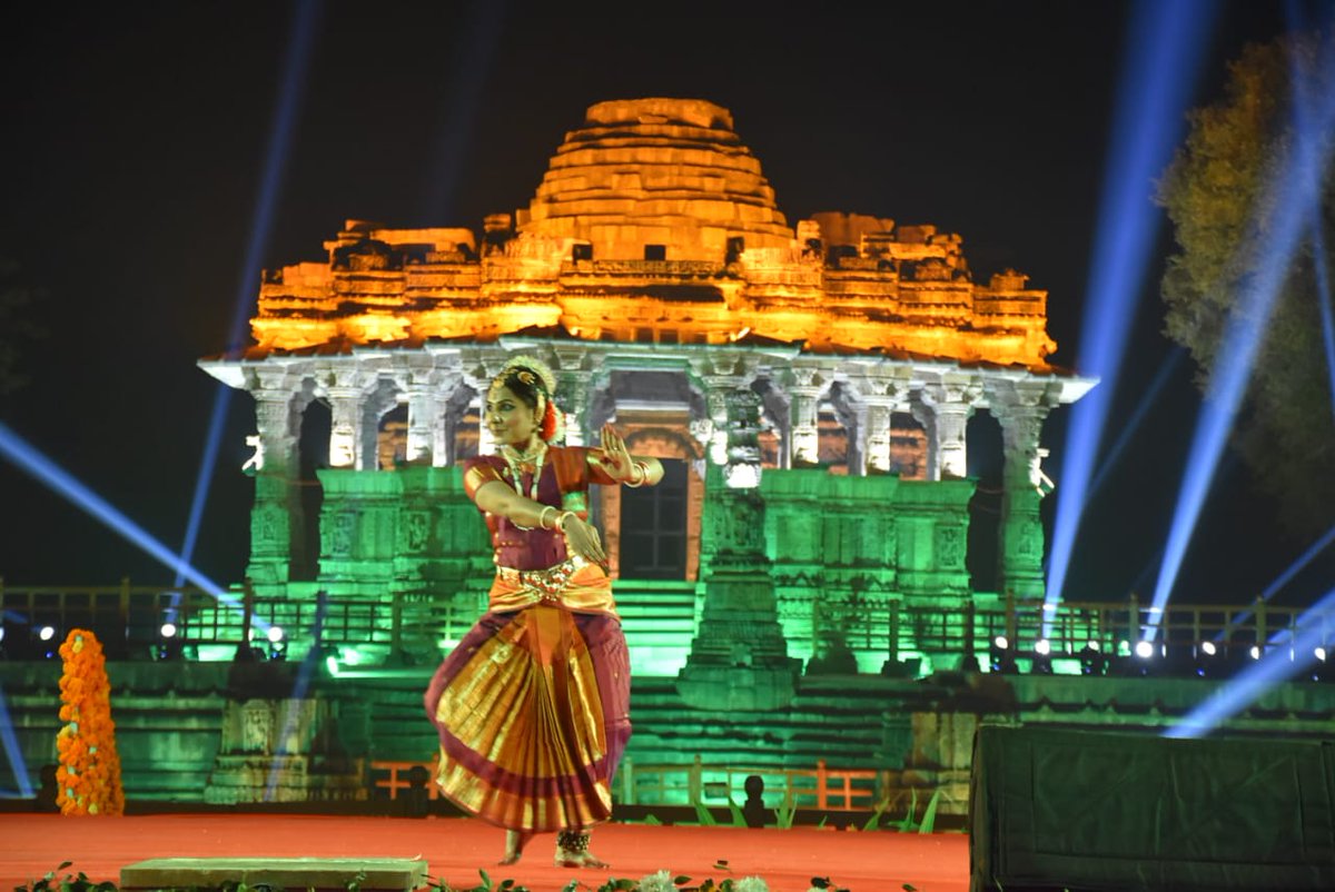 CMO Gujarat tweet media