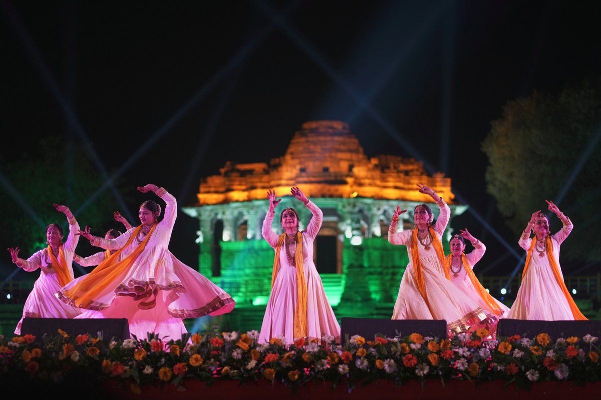 CMO Gujarat tweet media