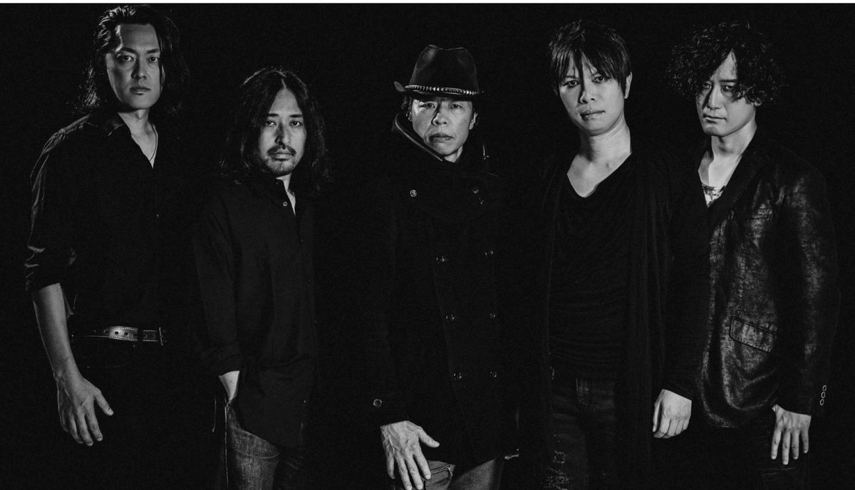 YKNIGHTSOFROUND's tweet photo. 先行シングルを聴いて震えた人は全員集合。 
『AGAINST ALL ODDS』が、2026年のメタルシーンを撃ち抜く。 
1/20(火)、伝説が店頭に並ぶ。 乗り遅れるな、抗え。  
先行配信: https://t.co/otzZa0EeDd 
覚悟して見ろ: https://t.co/WvzA210pZS
特典死守せよ: https://t.co/9L99MT70kg
#メロスピ #Metal https://t.co/AfiPgJrW1X