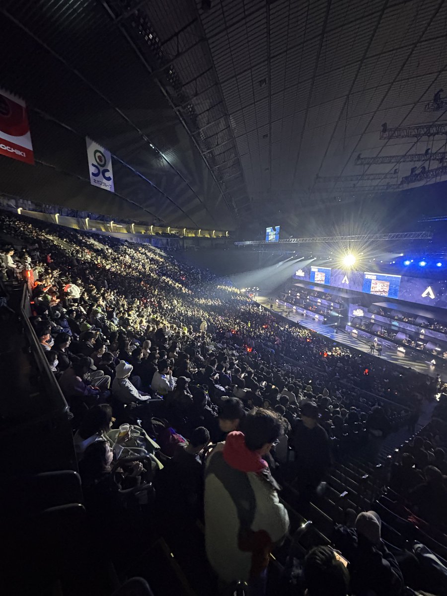 ssggym's tweet photo. 今年もALGS札幌を最後まで見守り走りきれたことに感謝🙏🏻
高校3年生にインストールしたあのゲームからはじまって沢山の景色を見せてくれたAPEX https://t.co/EPF2Byb0L7