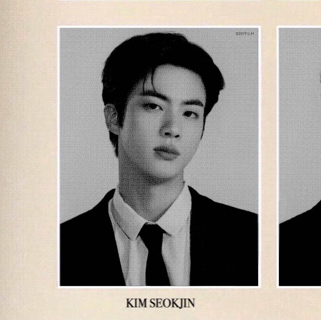 4_Uu_0's tweet image. This is how you age when you're unproblematic