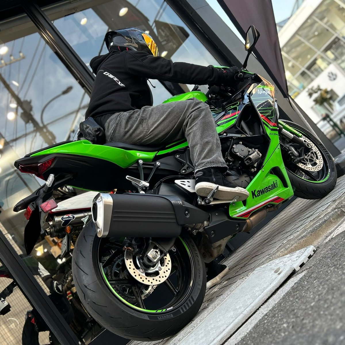 Brilliant #DaineseCrew & #AGVRider !! 走るたびに心を昂らせる