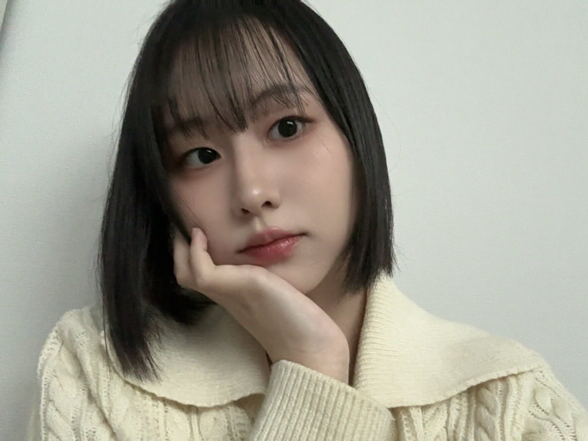 killusalan's tweet photo. 앞머리 양을 조금 늘려봣다 https://t.co/f8ry7qpJ0K